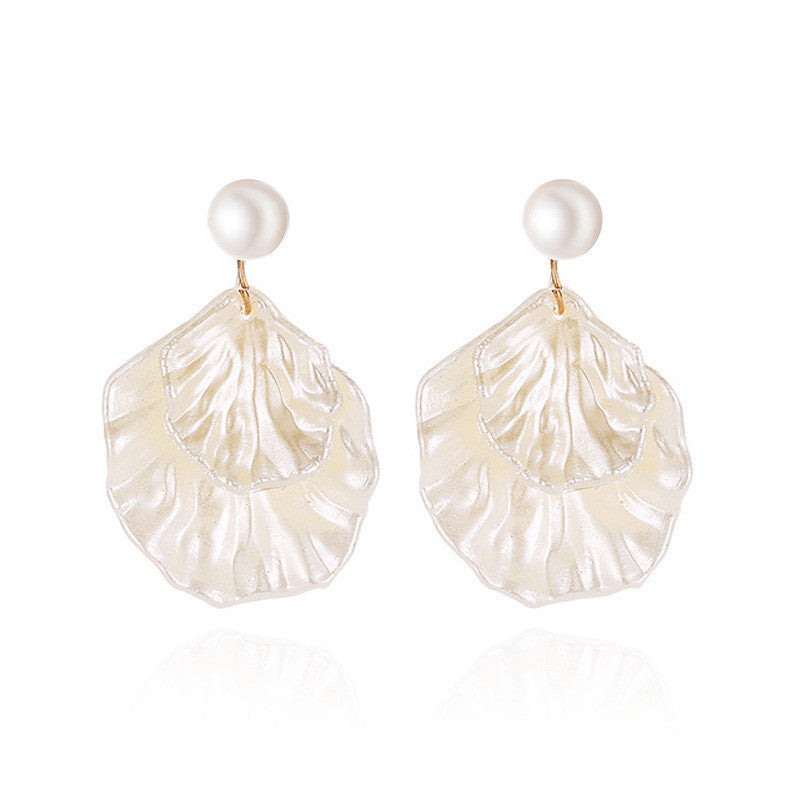 New Style Pearl Shell Earrings For Ladies Seasia