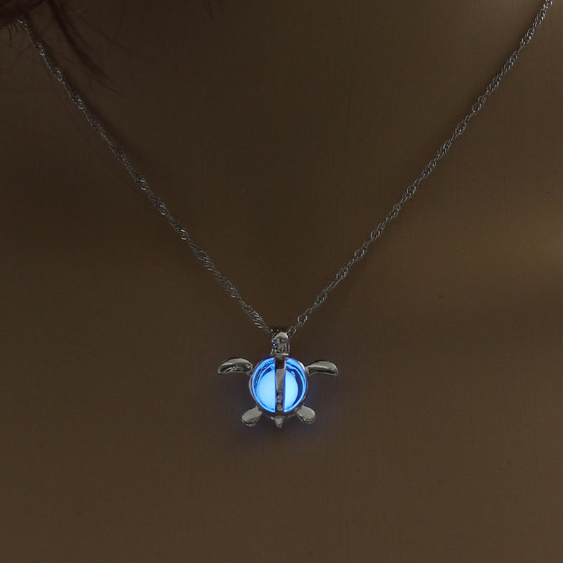 Moonlight Glow Pendant Necklace Seasia